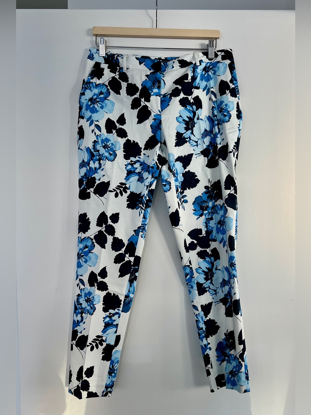 Tommy Hilfiger Floral Print Slim Ankle Pants